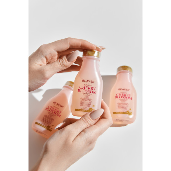 Шампунь с экстрактом цветов Сакуры для ежедневного использования - Cherry Blossom Shampoo 60ml