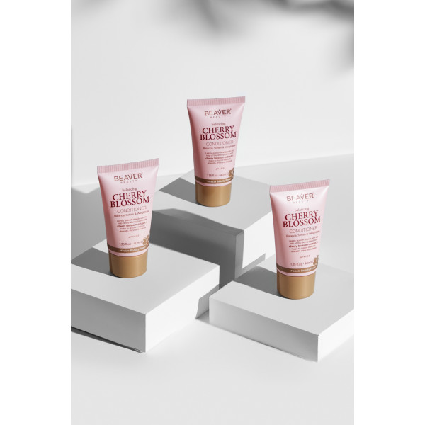 Кондиционер для ежедневного применения с экстрактом цветов Сакуры - Cherry Blossom Conditioner 40ml