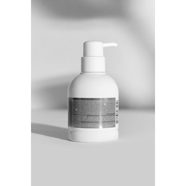 Шампунь для интенсивного ухода за волосами светло-пепельный - BEAVER Infuse Color Shine Shampoo-Silver