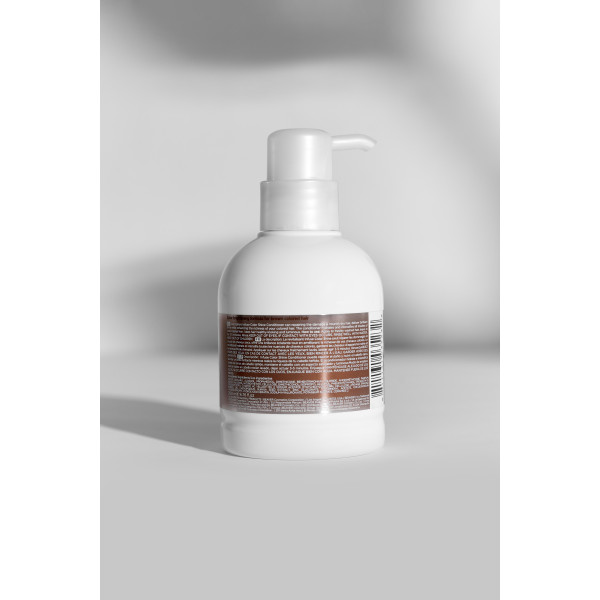 Кондиционер для интенсивного ухода за волосами золотисто-бежевый - BEAVER Infuse Color Shine Conditioner-Brown